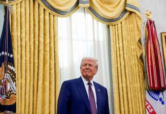 「台湾が米国から半導体産業を奪った」とトランプ大統領、取り戻すと主張…高関税課す方針