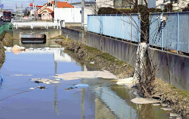 【埼玉県春日部市内で下水の水位が上昇したままに】八潮市の陥没現場の上流・・・春日部市の担当者 「下水が地表にあふれ出したら大惨事になる」