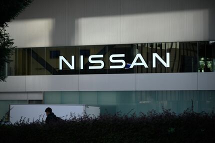 【経済】日産株急騰、菅元首相らがテスラの支援仰ぐ計画策定と報道