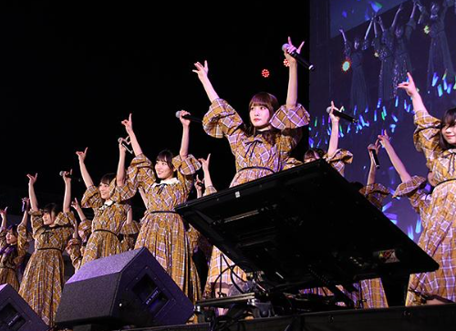 【日向坂46の"オワコン化"止まらず！】新曲初週売上が自己ワースト2位で『櫻坂46』よりも焼け野原・・・離脱者が止まらず、行き詰まり感が否めない状況