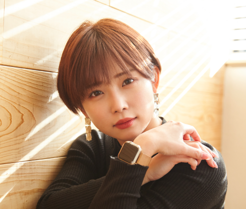 【悲報】タレントの紗倉まなさん(31)、喉の具合が悪くて明日14日に予定していたイベントを延期