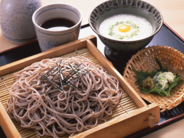 ざるそばの薬味にうずらの卵って大阪の文化なの？秋田にもあるよ？