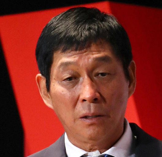 フジテレビ 53歳の芸人がキ〇◯イになった長渕剛を演じた後、卒倒　放送事故　さんま爆笑