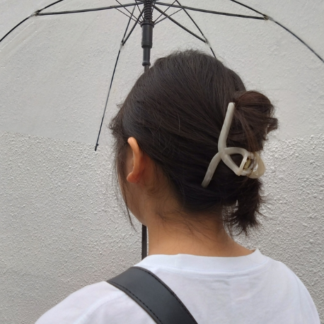 父が妹をレ○プ。「なんで妹が…」一生消えない姉の苦悩