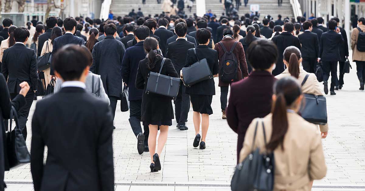 【資産8000万円に到達！】年収200万円からのスタート、氷河期世代が20年コツコツ超分散投資で年間配当金200万円・・・イノリン氏 「配当利回りが5％程度の安定配当傾向の銘柄をオススメします」