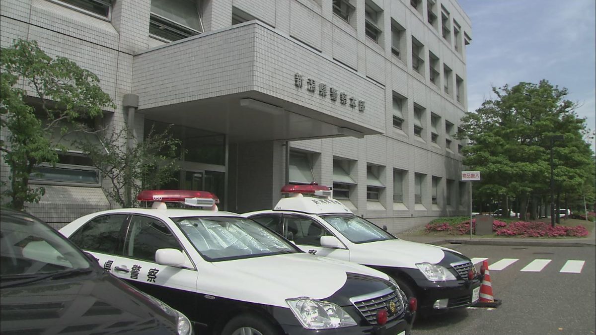 警察署に入るなりカッターを取り出し「殺すぞ！逮捕しろ！」警察「刃物を捨てろ」男「はい」