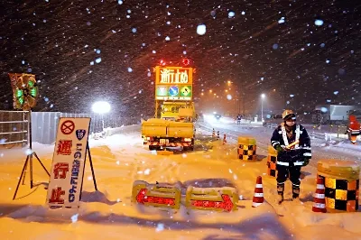 【交通】雪による影響…上信越道や長野自動車道の一部区間で通行止め