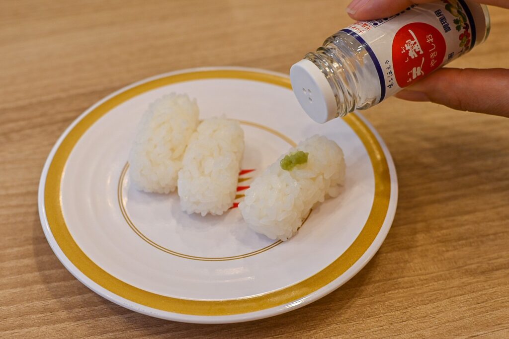「ネタなし」シャリのみ斬新握りが話題