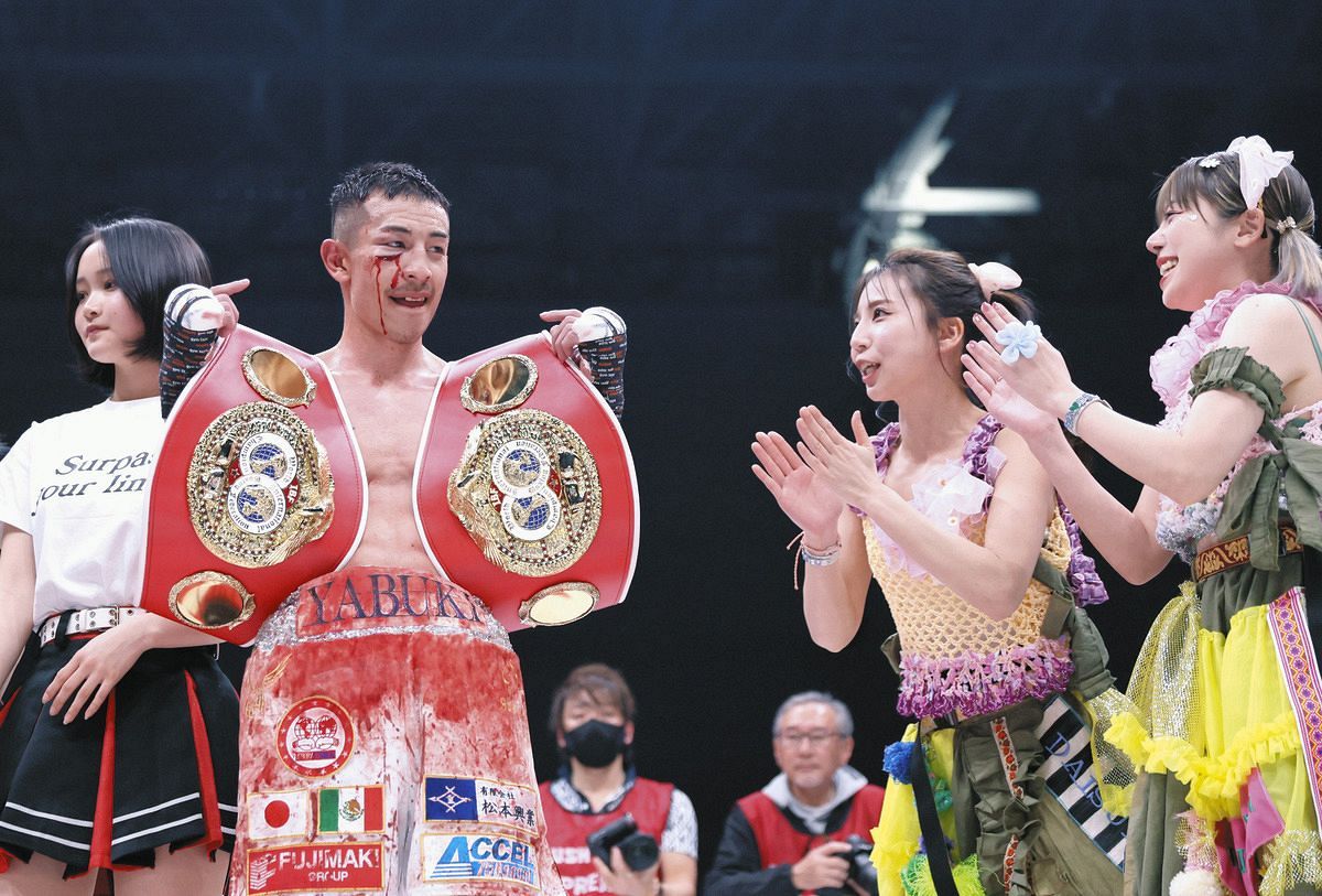 【ボクシング】矢吹正道が日本人初の世界2階級(フライ級・ライトフライ級)同時制覇！アヤラを12回TKO