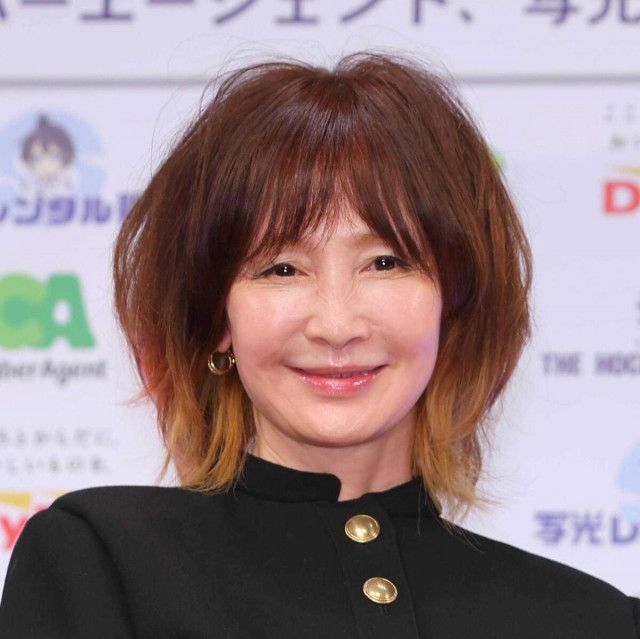 【芸能】YOU、「そろそろかな…」中学生の息子に自身の経歴明かすも「ああ…ウィキで見た」スタジオ爆笑