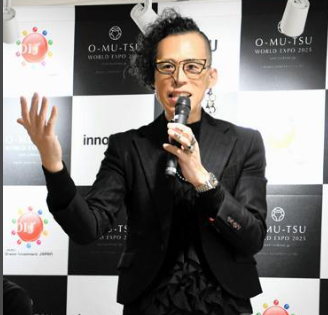 【万博】「大人用おむつのイメージ壊す、未来のおむつ」オシャレな30種類、ショーで発信    負のイメージを覆す