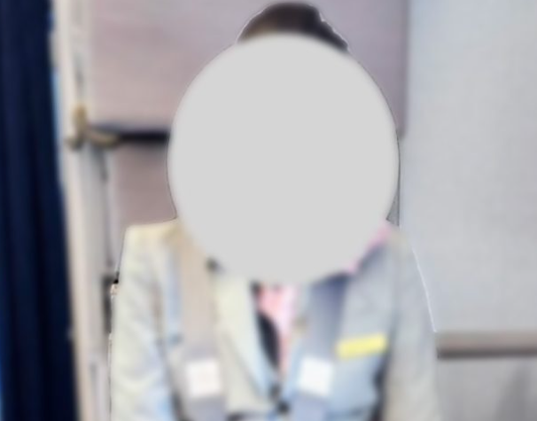 【全日空CAが標的に…】海外SNSに投稿された乗務中の『盗撮画像』に「マジでキモい」と批判殺到　ANA広報部は「決して許されない行為と捉えています」「2023年より撮影罪で処罰の対象」