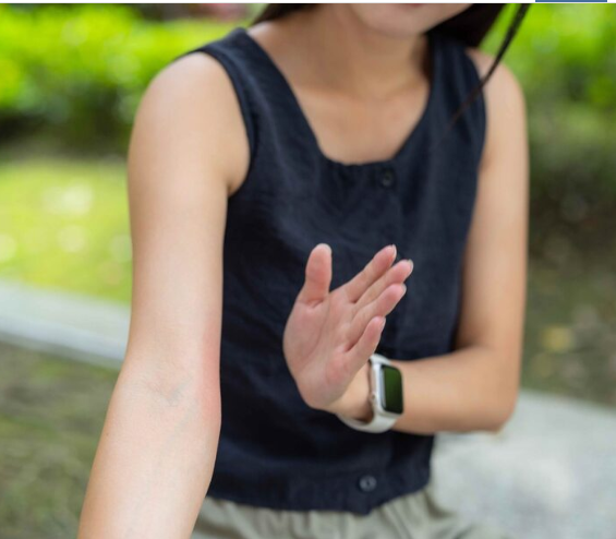 【画像】「蚊に刺されやすい人には特徴があった」とかはどうでもよく貧◯の魅力。ド貧◯っていいよね。
