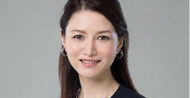 山口真由氏が困惑、電車内ドア付近でメールしてたら男性から注意され疑問  「いけないんだっけ？」