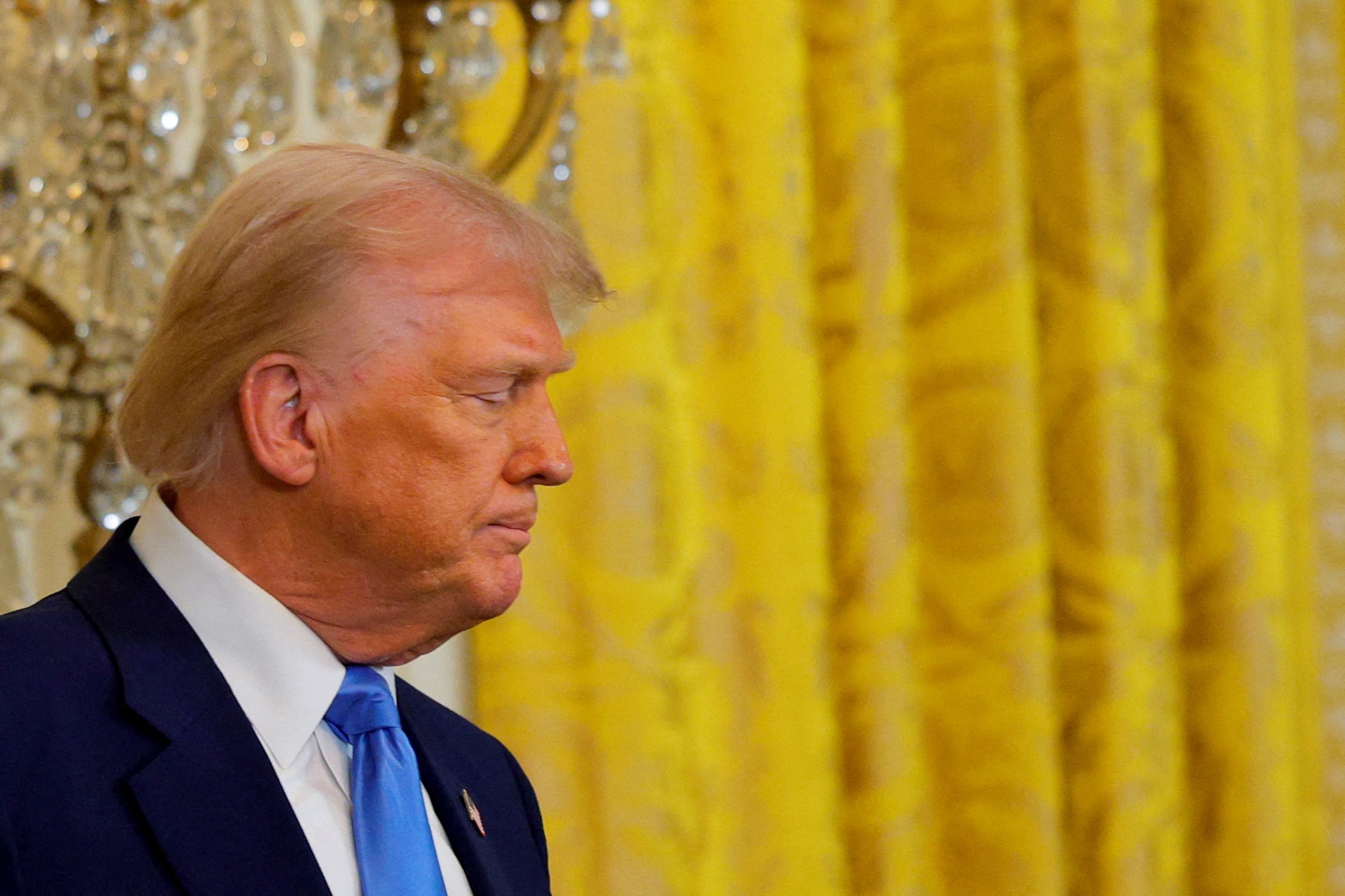 【朗報】トランプが大量解雇した国家安全保障担当の政府職員ら、ロシアや中国が再雇用へ