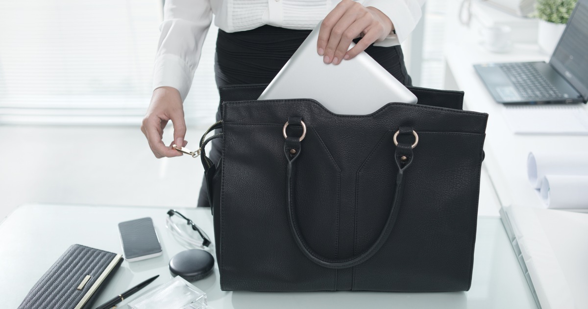 ADHDの大人の「中身が散らかったバッグ」に共通していること…「荷物が多い」のに必要なものが見つからない「原因」（南 和行氏）