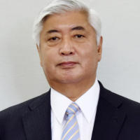 【自衛隊支持の大臣、元自衛隊員】防衛省入省式で国歌流れず、中谷大臣「アカペラで斉唱するぞ！」と歌い出す