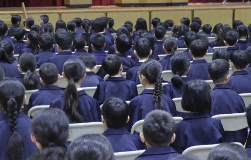 【社会】「男子が前、女子は後ろ」はもはや少数派　ジェンダー平等で消えゆく男女別名簿
