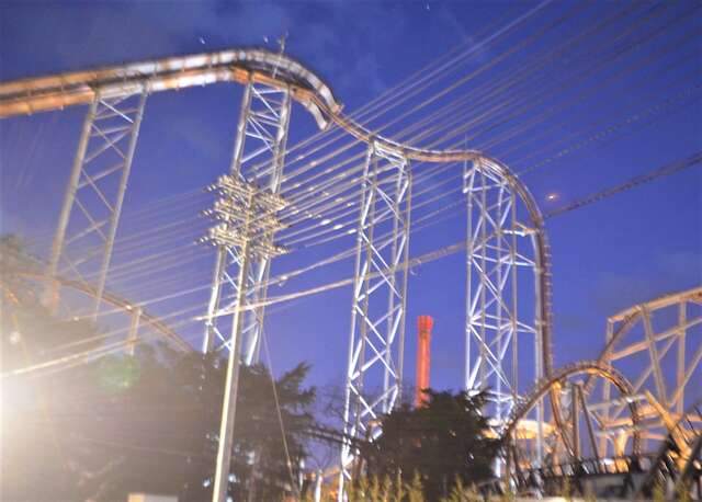 富士急ハイランド、点検作業中の死亡事故で営業停止のコースター「ええじゃないか」再開