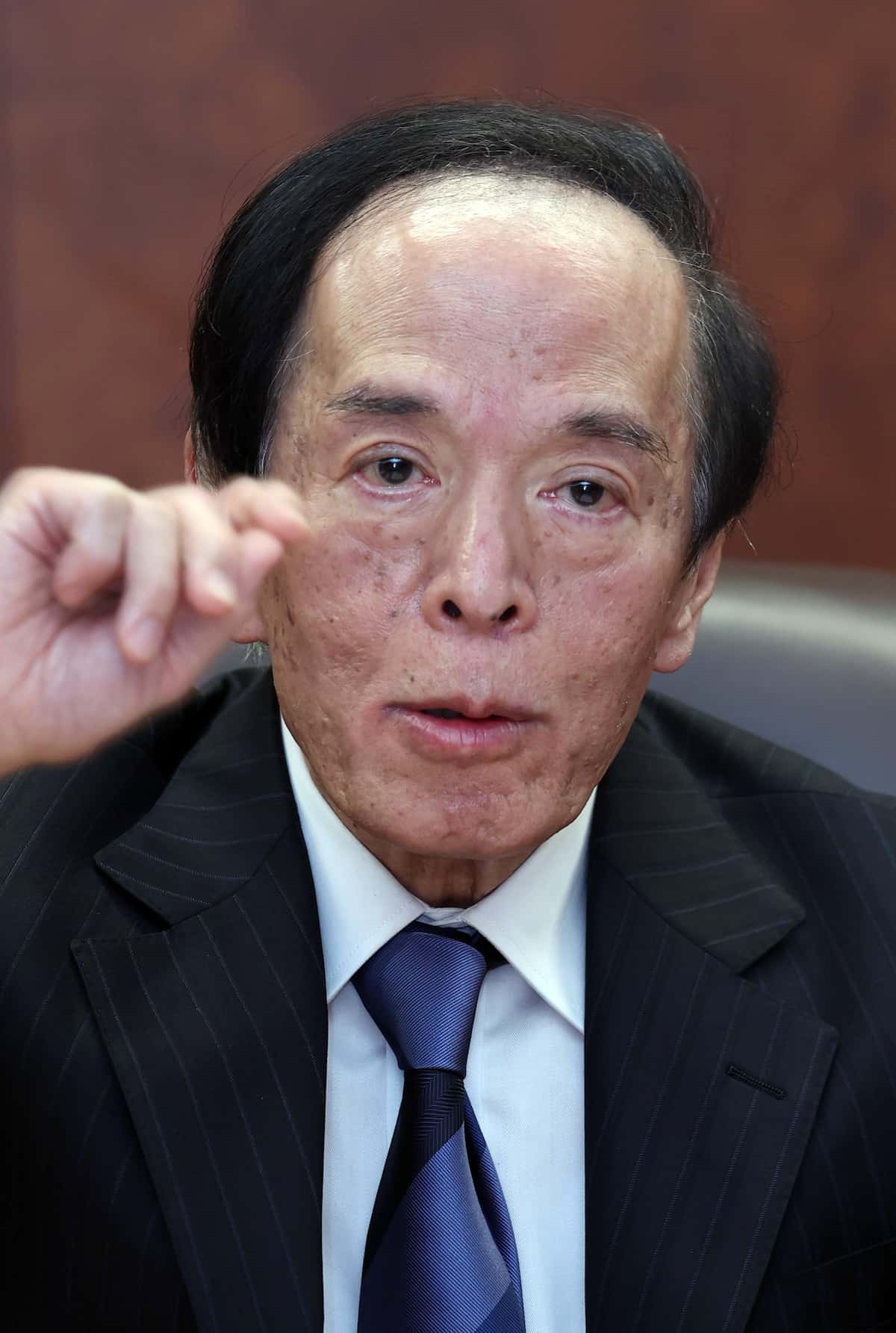 日銀の植田和男総裁、実質賃金のプラス定着「今年半ば以降」インタビュー詳報