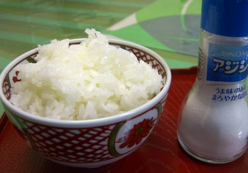 「白ご飯にアジシオかけた」「ラーメンのスープ飲んだ」「増えるわかめ食った」お前らの貧乏飯エピ