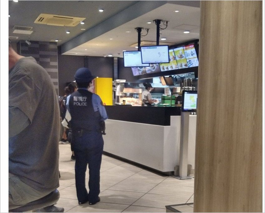 【社会】オレオレ詐欺20～30代の被害急増　「警察官かたる手口」の４割集中　65歳以上は減少