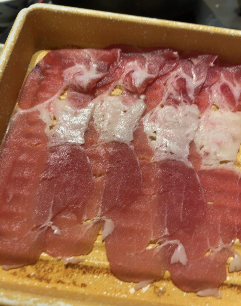 ｢しゃぶ葉｣で豚バラを頼んだらこの肉が来たんやけど