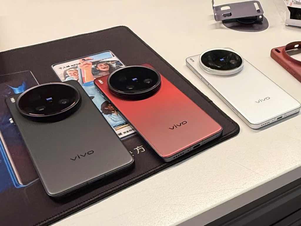 1インチセンサー搭載の中華スマホ発売　vivo X200 Ultra（画像あり）