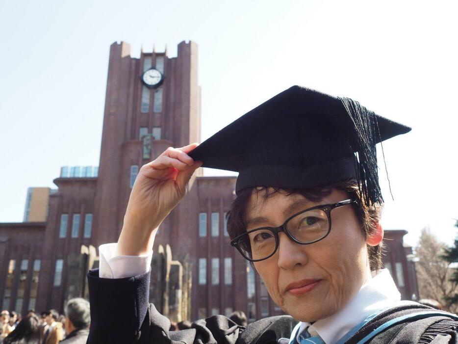 「私も東大に行きたい」50歳主婦が息子と一緒に受験、母だけが合格！30年越しの夢を実現できたワケ、かつて2浪した経験を活かした“完璧な計画”とは