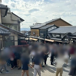 【京都のリアル】「日本人よりマナーいいかも」オーバーツーリズムに悩む京都で聞いた意外なホンネ「この人ら来てくれんと、つぶれるし、ありがたい」