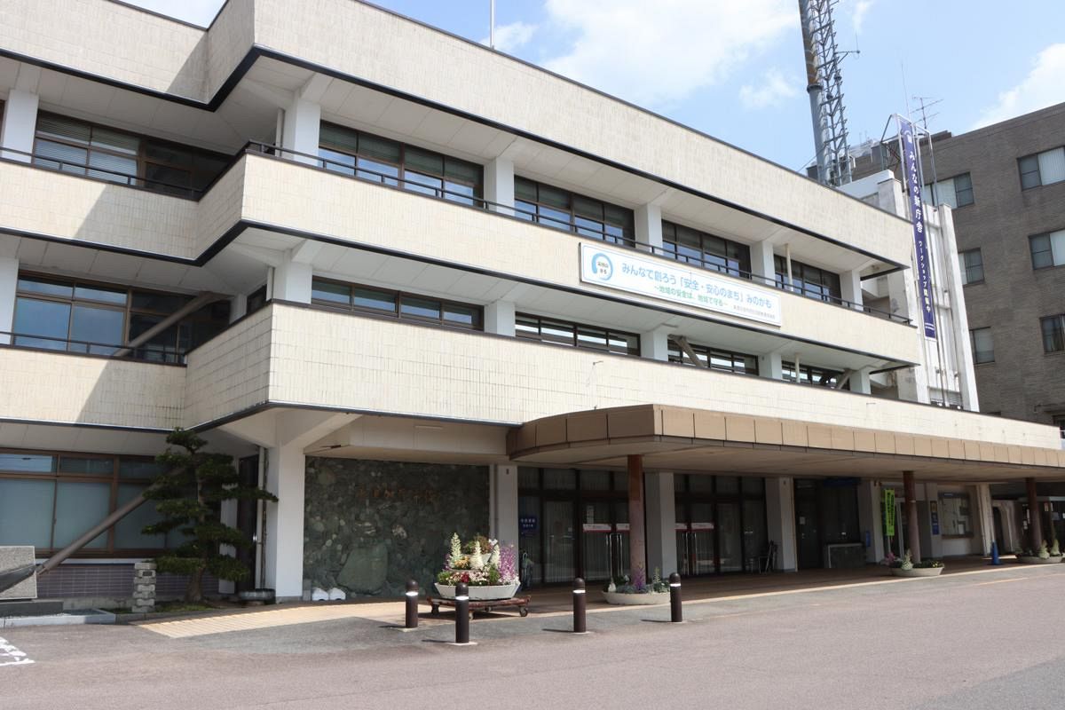 【岐阜・美濃加茂市】小学校給食「ソフト麺ミートソース」にプラ片混入