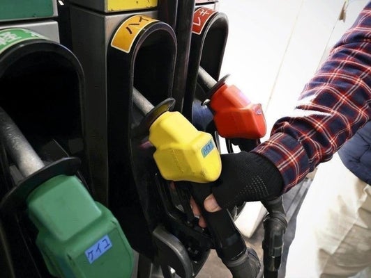 ガソリンの末端取引価格　1リットル平均 @173円20銭　二週連続の値下がり