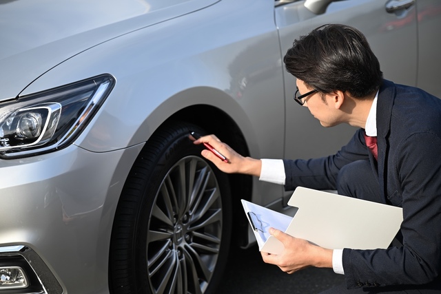 【自動車】元ディーラー営業マンが「安いタイヤと高いタイヤの違い」を暴露。タイヤ代を“ケチった”スポーツカーは悲惨な末路を辿って