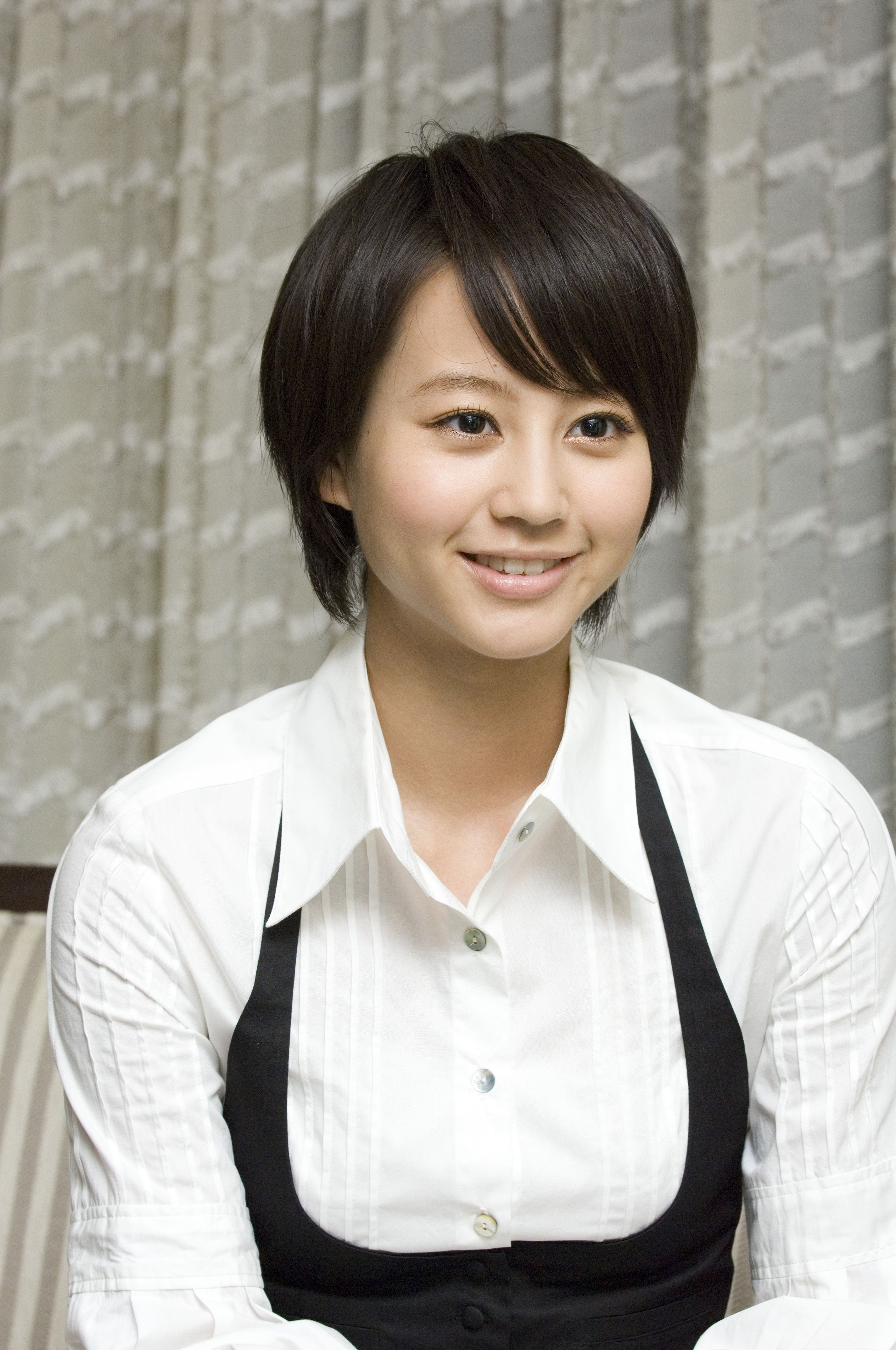 【芸能】人気絶頂で交際0日婚→現在は2児の母に…引退から8年、堀北真希（36）に今も「復帰して！」コールがやまないワケ