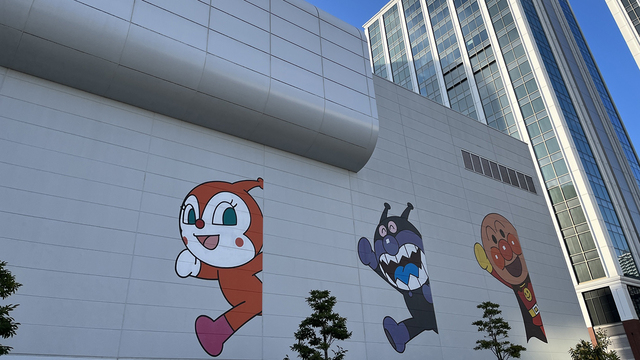 なぜアンパンマンは暴力でしか解決出来ないの？