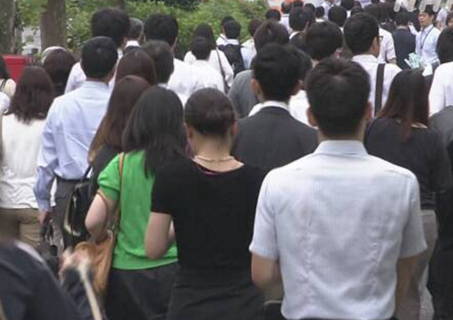 日本は共働き社会　専業主婦22.2%と過去最低😲