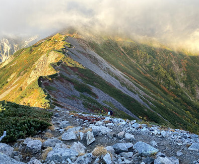 【登山】気持ちいい稜線歩きが楽しめる「日本百名山」おすすめ3選　＜2025年5月版＞