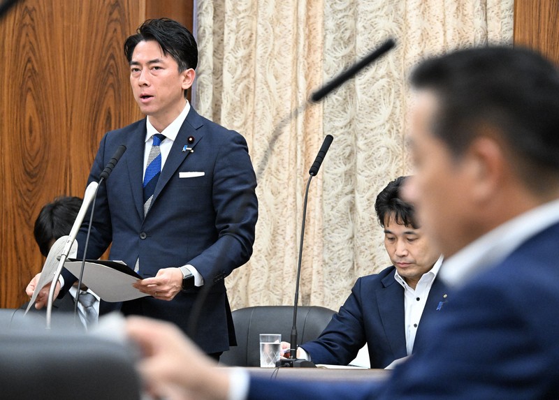 小泉世界大統領「令和3年産のお米は小売りで５キロ１８００円になります」
