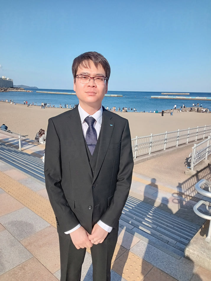 【様々な方法で調べたのよ】徐浩予くん。おじさん金払って調べてみたよ。身分証生きているね？お前帰化してないよな？