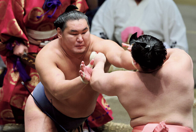 横綱・豊昇龍が日本国籍取得へ「パスポートで人は変わらない」…親方“国籍規定”は時代に即しているのか