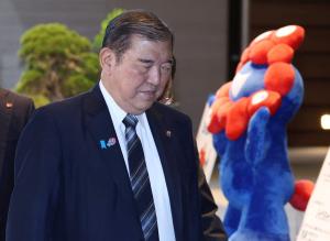 石破首相、久々の休暇入り