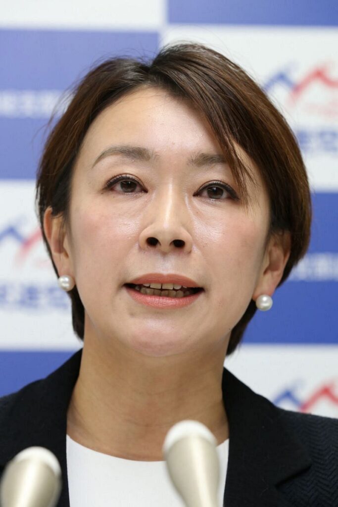 【夫婦別姓】菅野志桜里、山尾志桜里、山尾しおり→→ 夫婦別姓いらねーじゃん