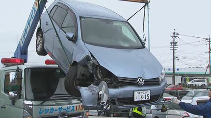 逮捕された76歳女が供述「止まろうとしてペダルを踏んだらスピードが出てしまった」駐車場の暴走事故