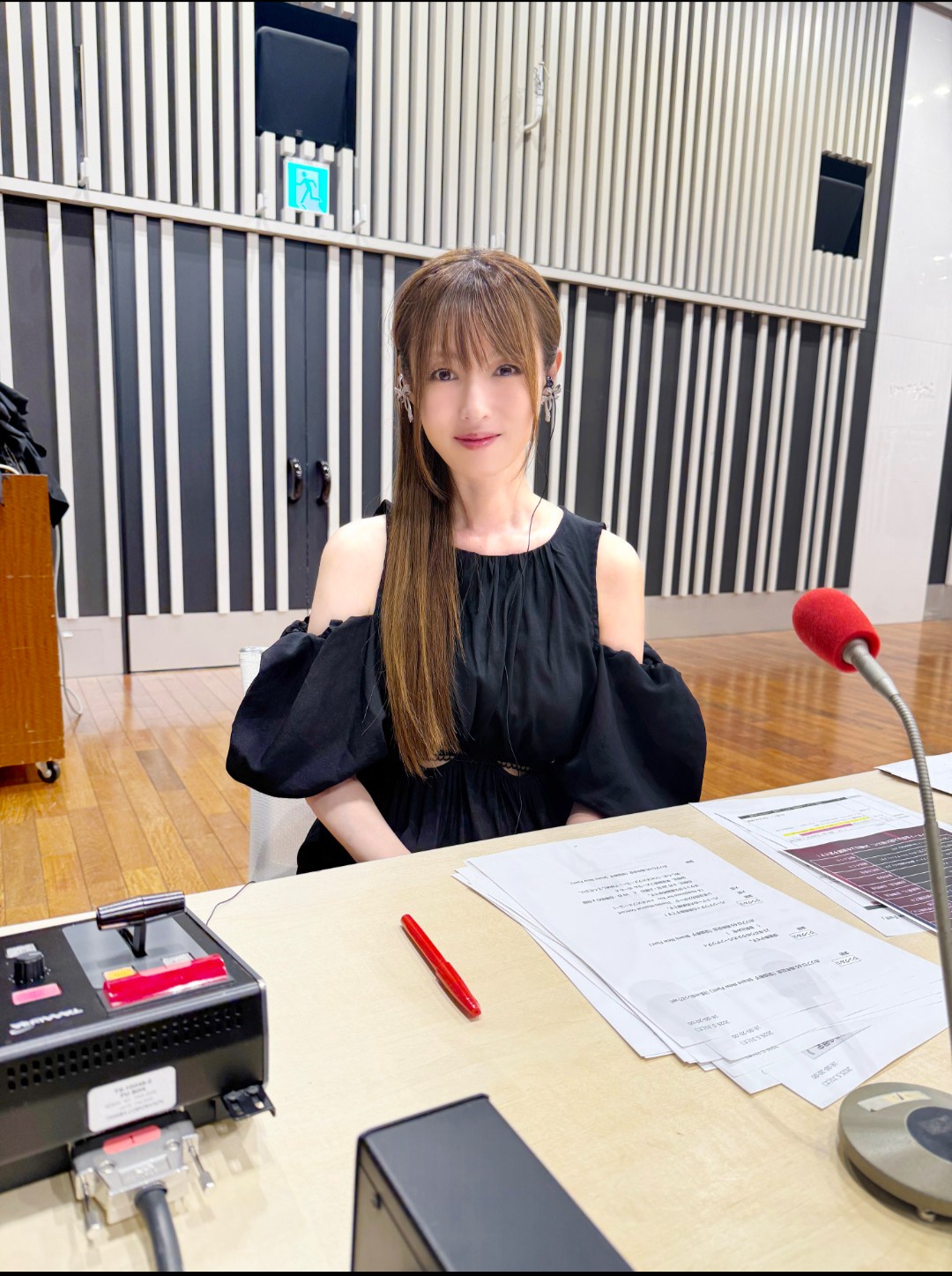 【芸能】深田恭子、久々のラジオ番組　近影ショットに歓喜の声  「女神様！」「ホンマに42歳？」