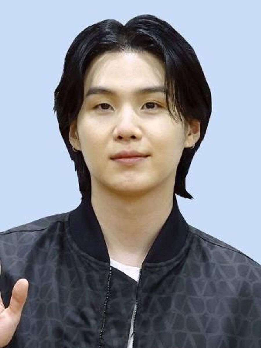 BTS全員が兵役終了、「完全体」で活動再開へ