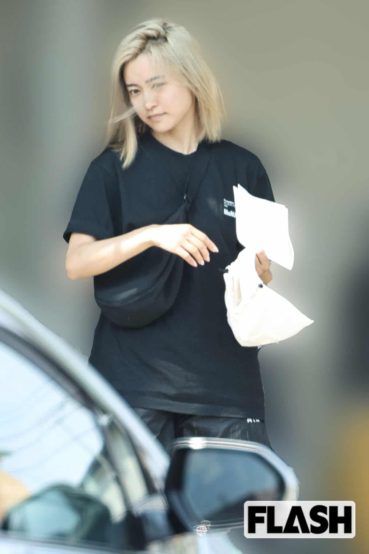 小島瑠璃子、芸能活動は「相談してから決めて参りたい」…夫の悲劇から4カ月、“ド派手金髪”姿で見せた覚悟