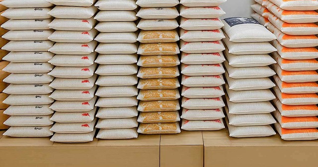 【コメ】なぜだ？米品薄のはずが、突然店頭に「米が山積み」「おかしい」の声…進次郎農相、大手柄！そして「悪いのは誰？」