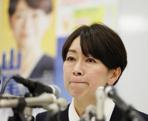【動画】Q 山尾さんの不倫相手のお子さんはお母さんを失って遺児になっている。お子様のこと考えたことありますか →→  山尾しおり「申し訳ありません、本当に申し訳ありません……控えさせて下さい」