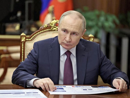 ロシア世論調査、「ロシア最大の敵国は？」 1位 ドイツ 55％ 2位 英国 49％ 3位 ウクライナ 43％ 4位 米国 40％