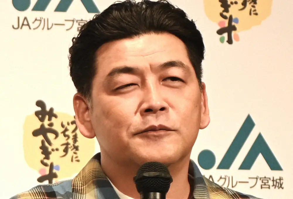 サンド富澤たけし、サイン求めるファンに愚痴「やめてくれないかな」「ひどいこと言ってる。傷つくよ」
